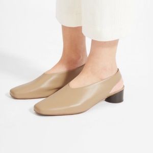 EVERLANE SQUARE TOE SLINGBACK
